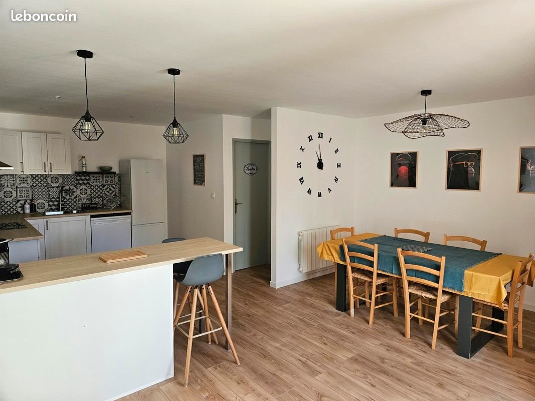 Appartement à louer, 80m², Cardet