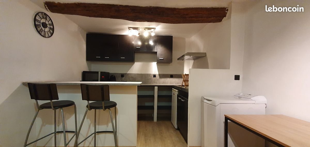 Appartement à louer, 33m², Brue-Auriac