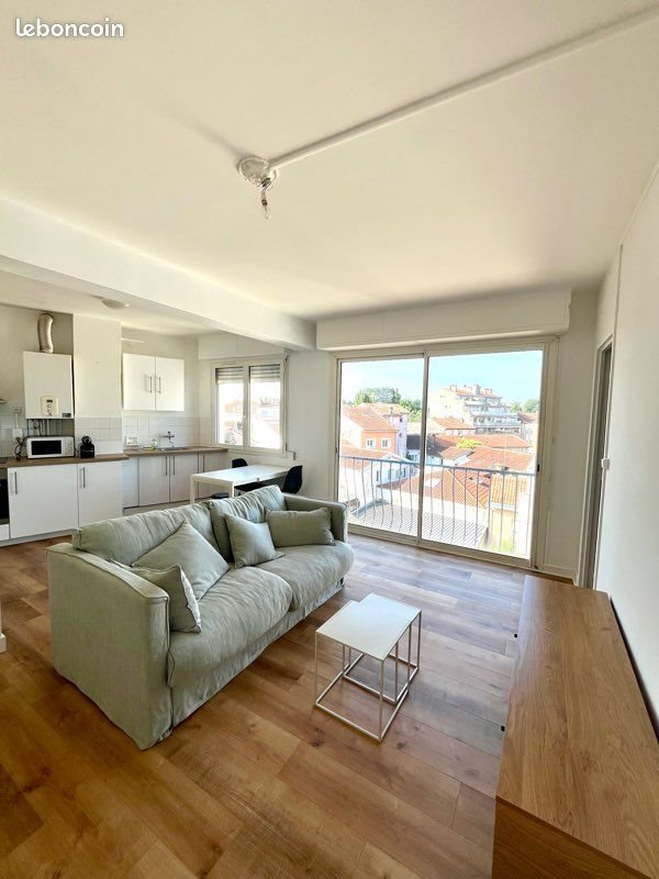 Appartement à louer, 47m², Dax