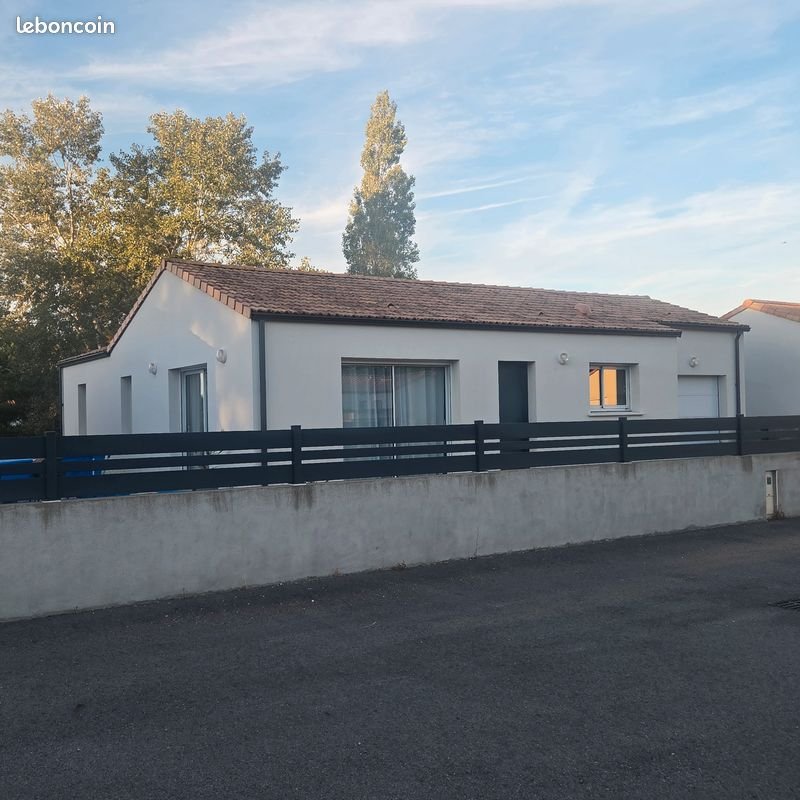 Maison à louer, 92m², Saint-Urbain