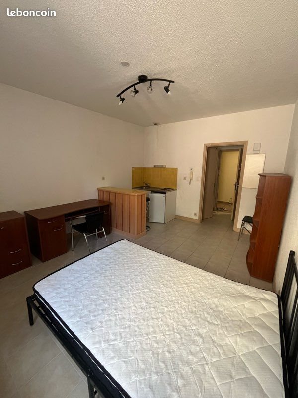 Appartement à louer, 21m², Clermont-Ferrand