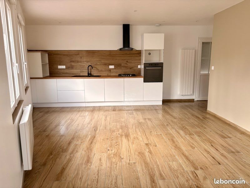 Maison à louer, 65m², Blancafort
