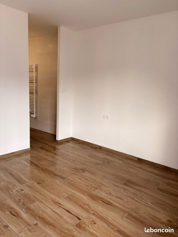 Maison à louer, 65m², Blancafort
