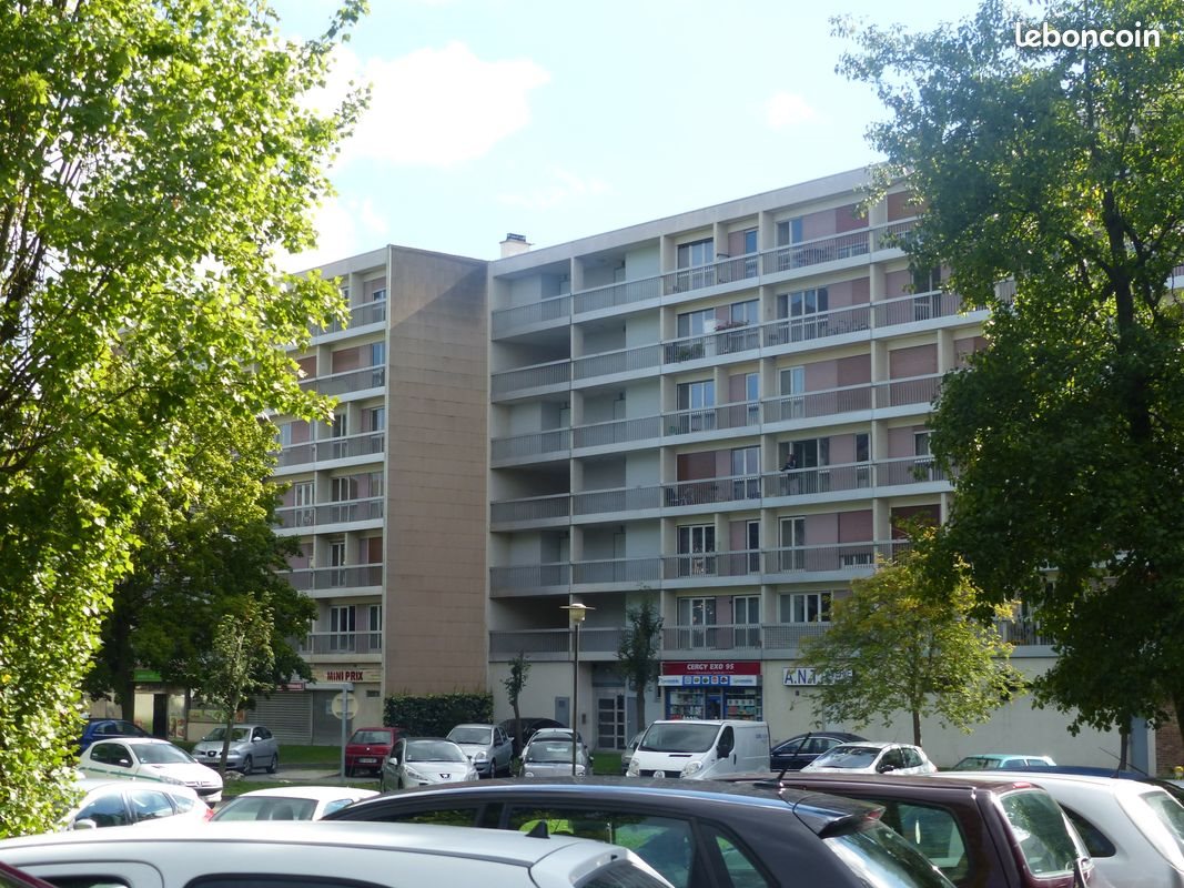 Appartement à louer, 97m², Cergy
