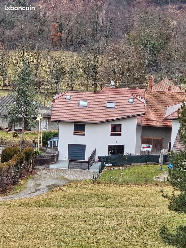 Maison à louer, 90m², Cusy