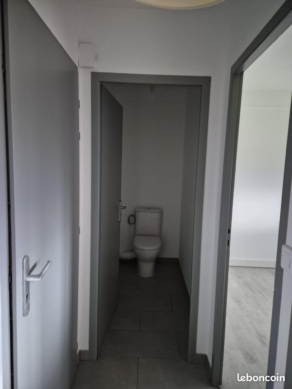 Appartement à louer, 74m², Margencel