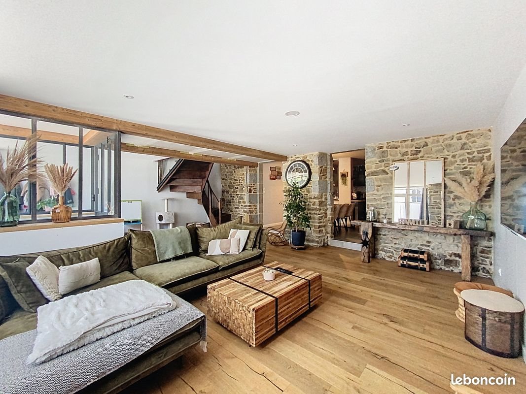 Maison à vendre, 136m², Fougères