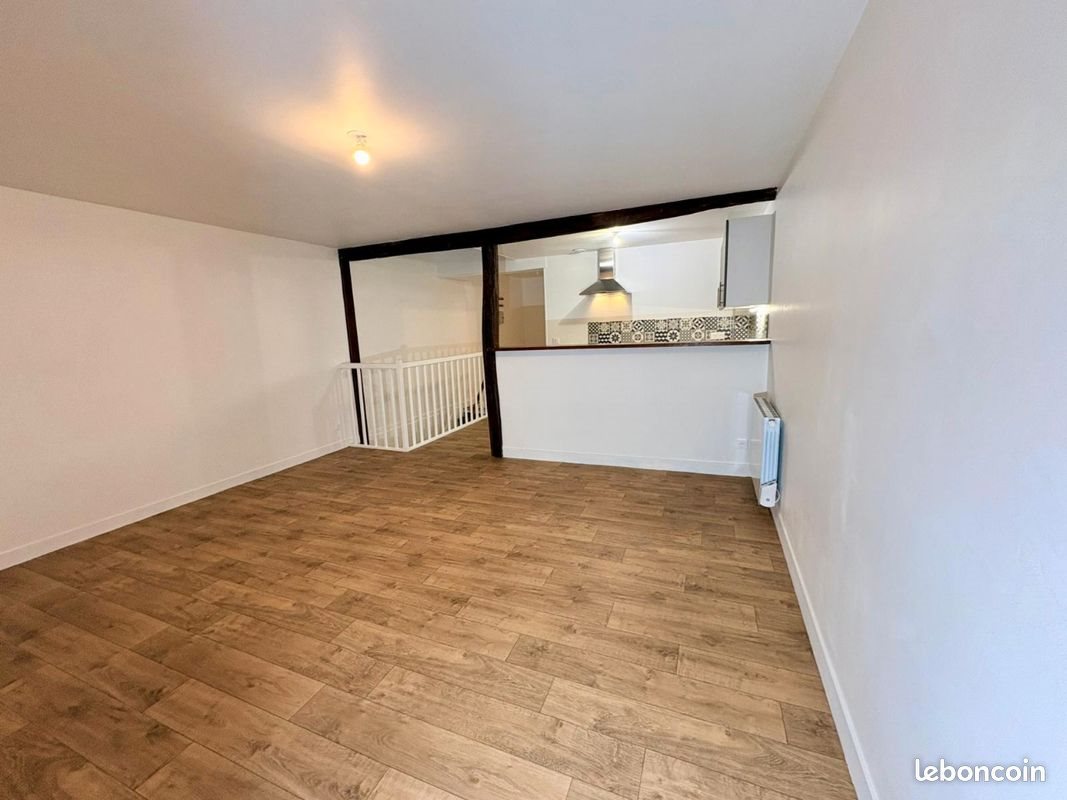 Appartement à louer, 62m², Mortrée