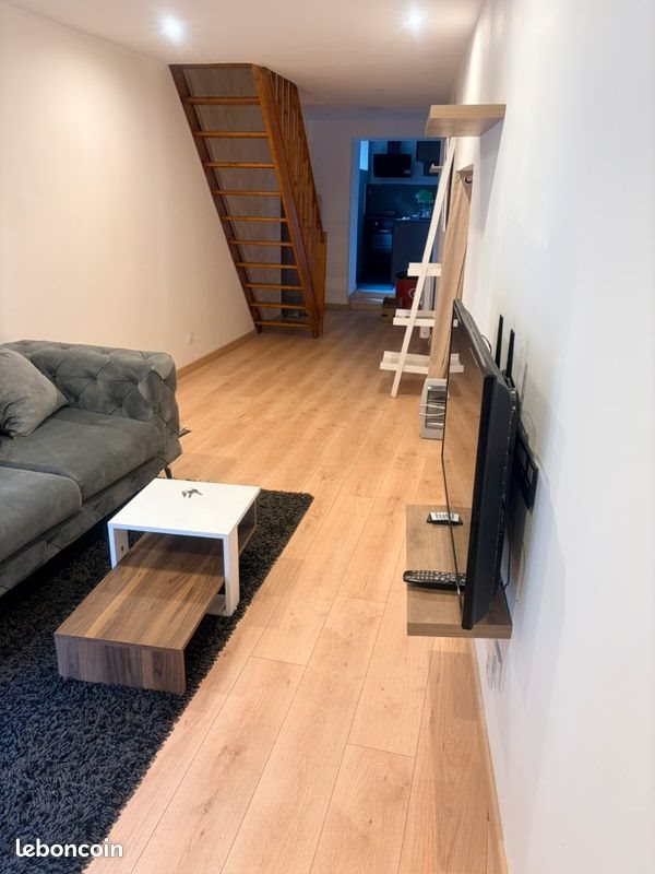 Maison à louer, 41m², Bogny-sur-Meuse