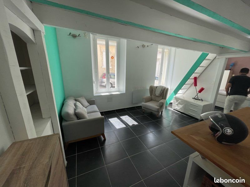 Appartement à louer, 40m², Marseille 8ème