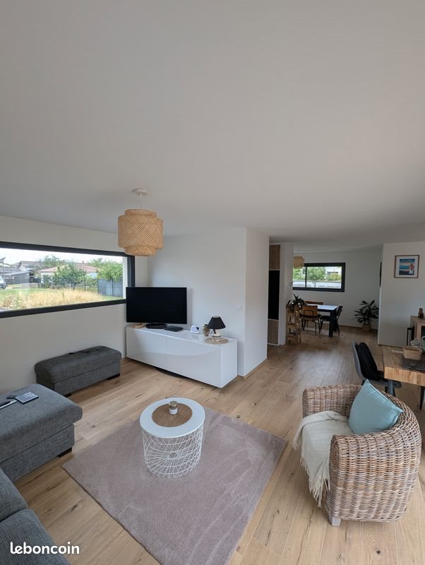 Maison à vendre, 135m², Saint-André-sur-Vieux-Jonc