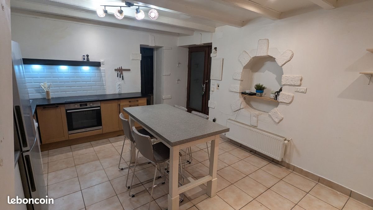 Maison à louer, 53m², Saint-Genis-Laval