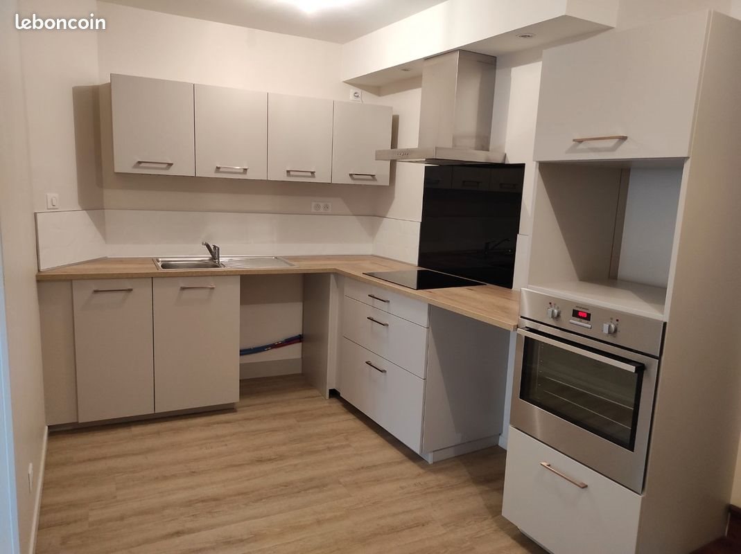 Appartement à louer, 70m², Figeac