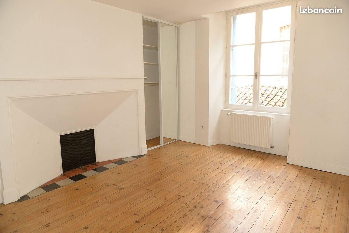 Appartement à louer, 67m², Figeac