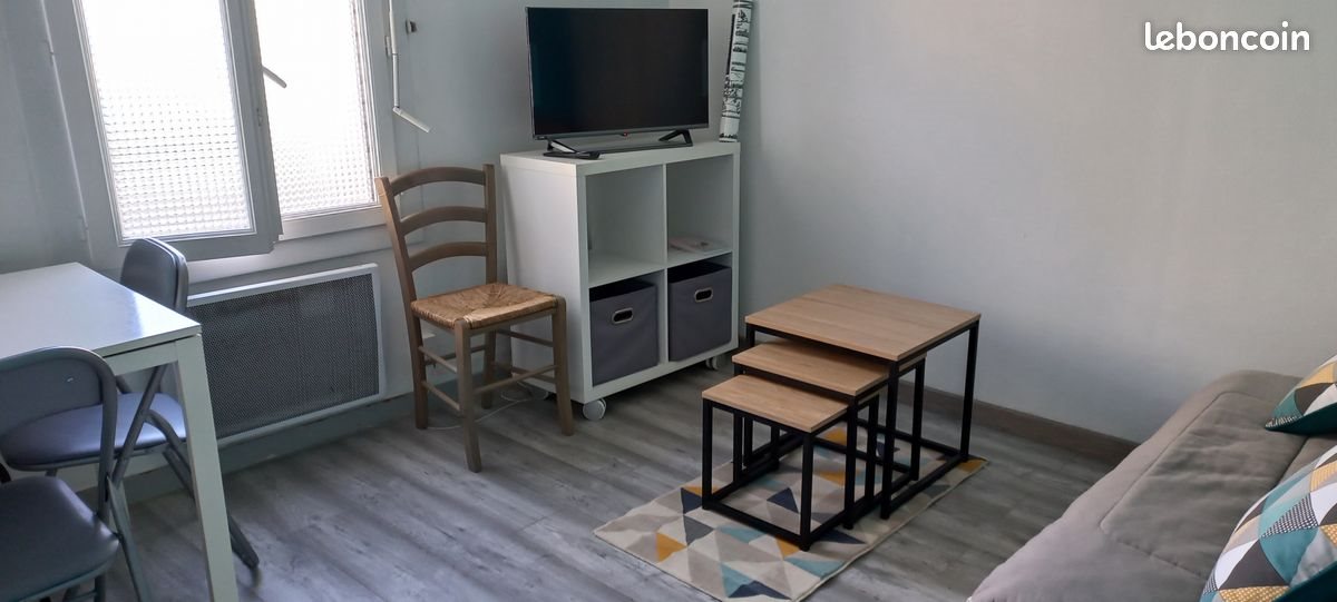 Appartement à louer, 19m², Niort