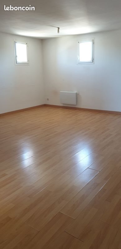 Appartement à louer, 60m², Sarrians