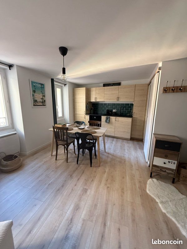 Appartement à louer, 38m², Hyères