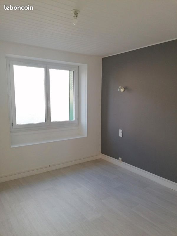 Appartement à louer, 87m², Neuville-de-Poitou