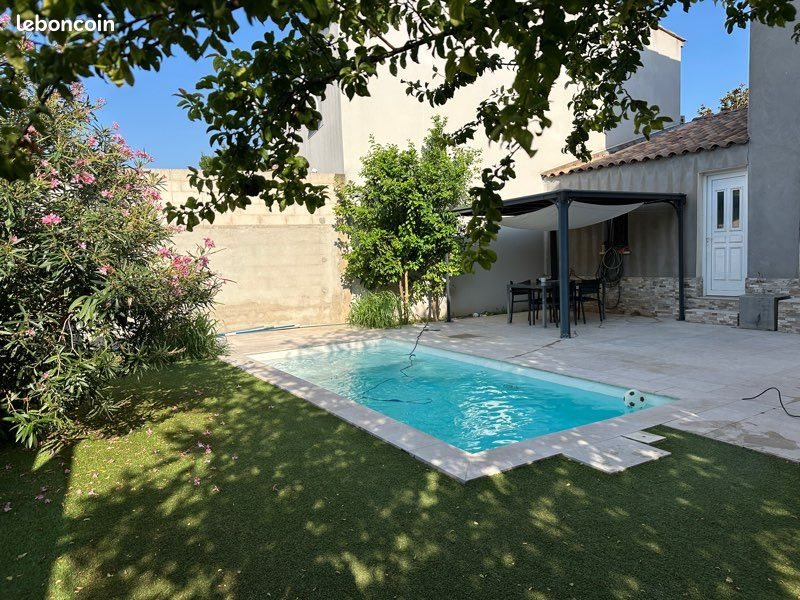 Maison à vendre, 117m², Jonquières-Saint-Vincent