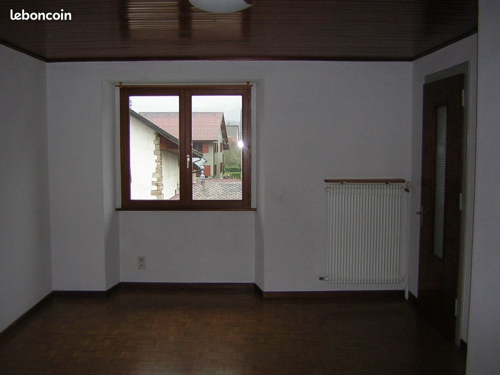 Appartement à louer, 85m², Boëge