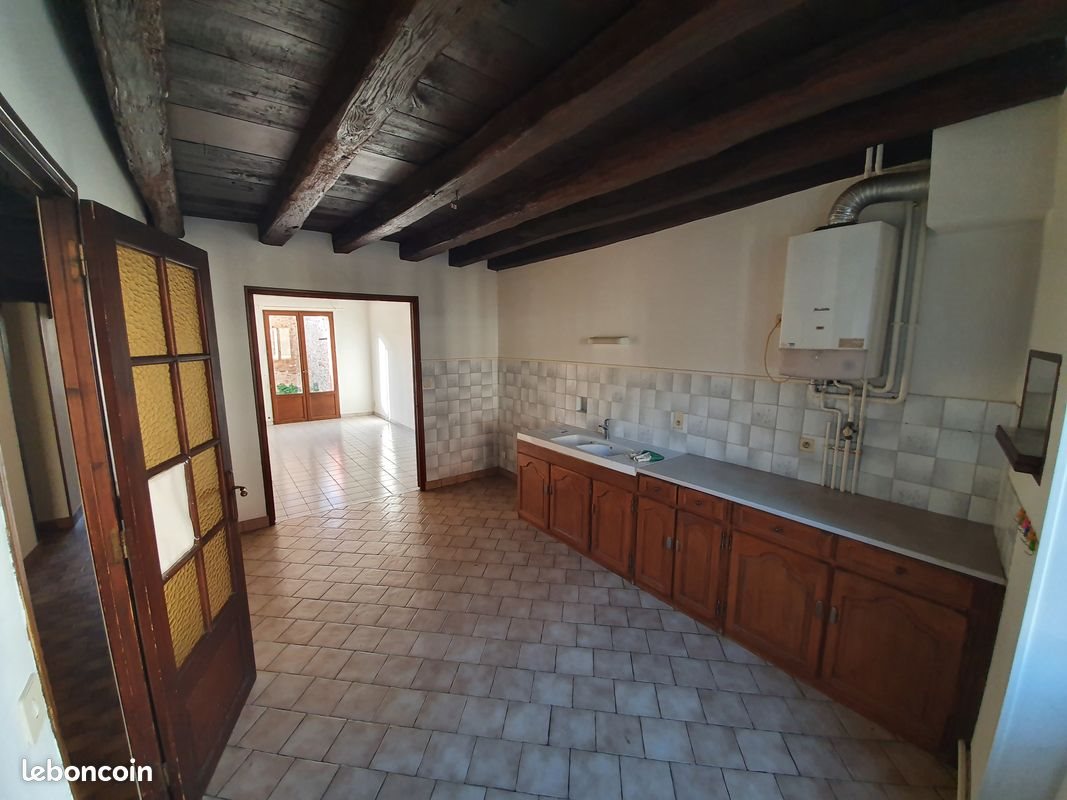 Maison à vendre, 95m², Saint-Amand-Montrond