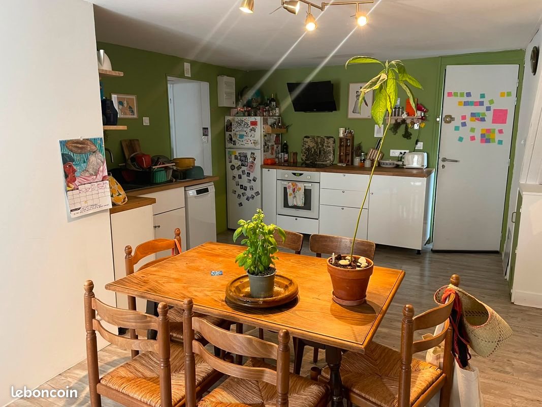 Appartement à louer, 76m², Arbois