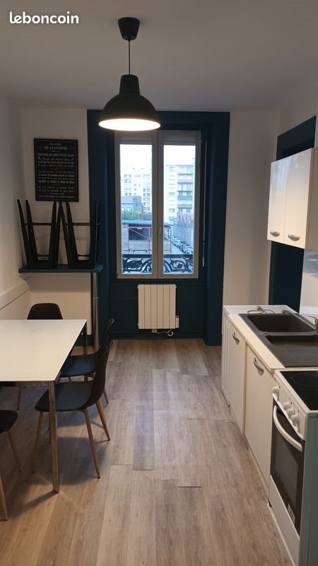 Appartement à louer, 34m², Saint-Etienne