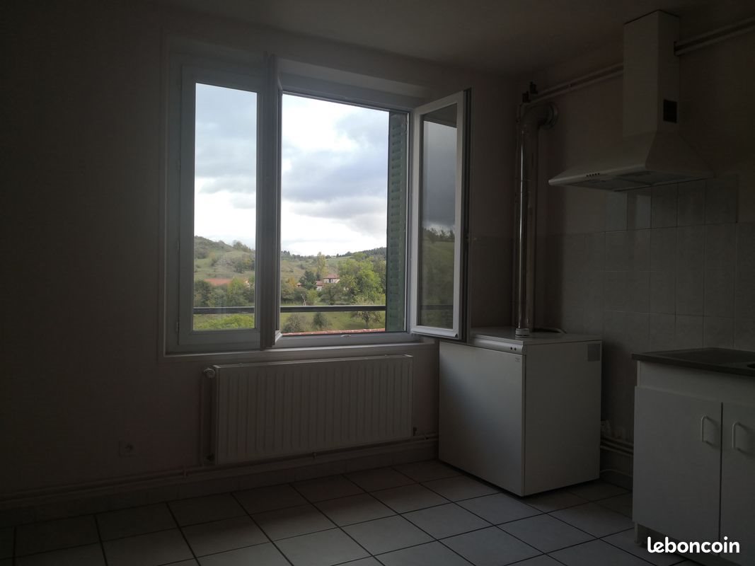 Appartement à louer, 100m², Ardes