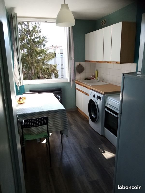 Appartement à louer, 29m², Saint-Martin-d'Hères