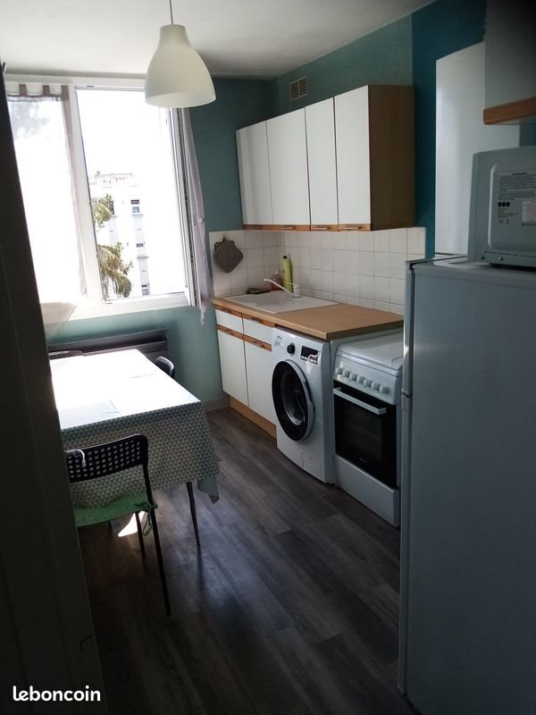 Appartement à louer, 29m², Saint-Martin-d'Hères