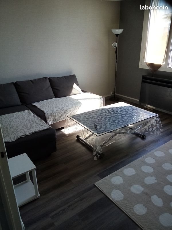 Appartement à louer, 29m², Saint-Martin-d'Hères
