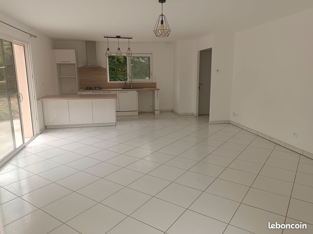 Maison à louer, 115m², Gensac-la-Pallue