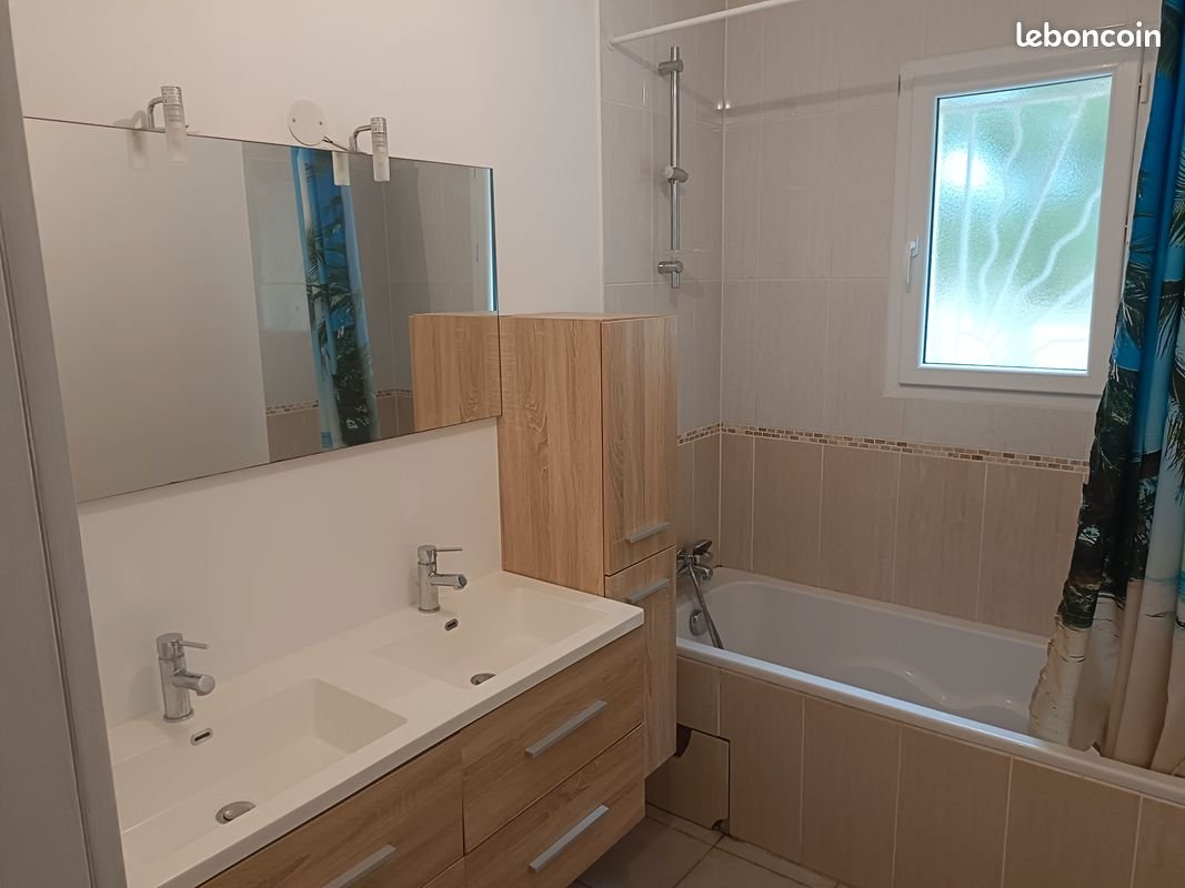 Maison à louer, 115m², Gensac-la-Pallue