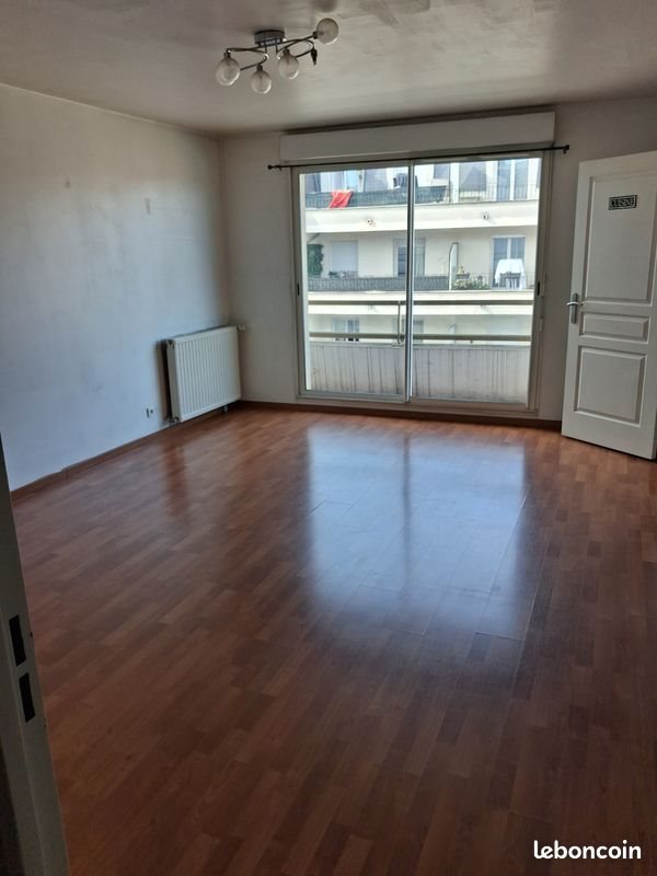 Appartement à louer, 74m², Vaujours
