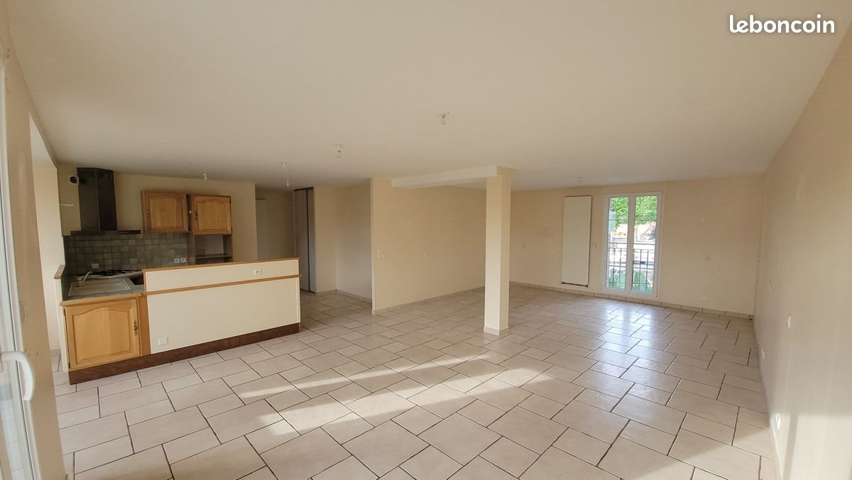 Appartement à louer, 115m², Sens