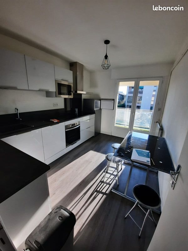 Appartement à louer, 68m², Albi