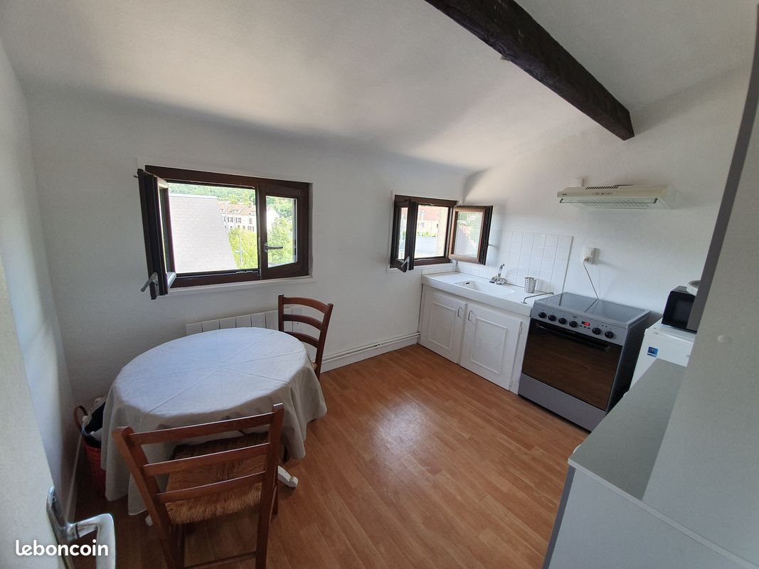 Appartement à louer, 28m², Epernon