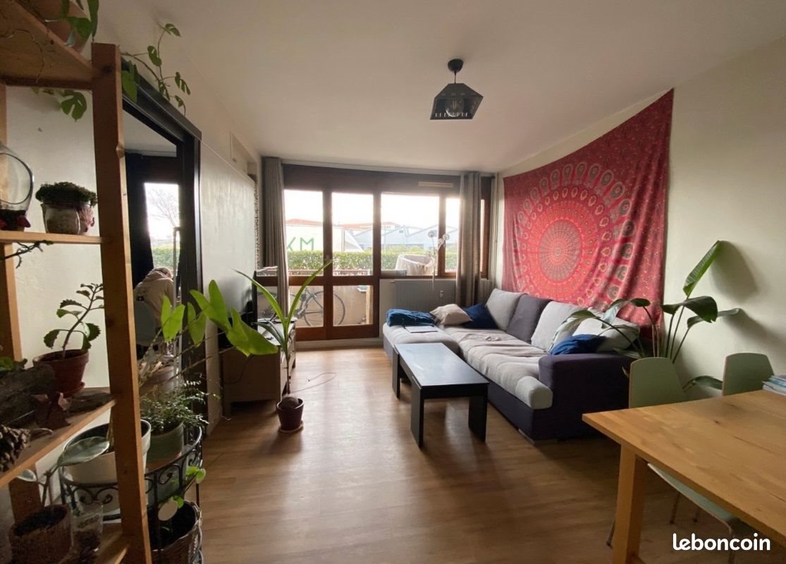 Appartement à louer, 46m², Bron