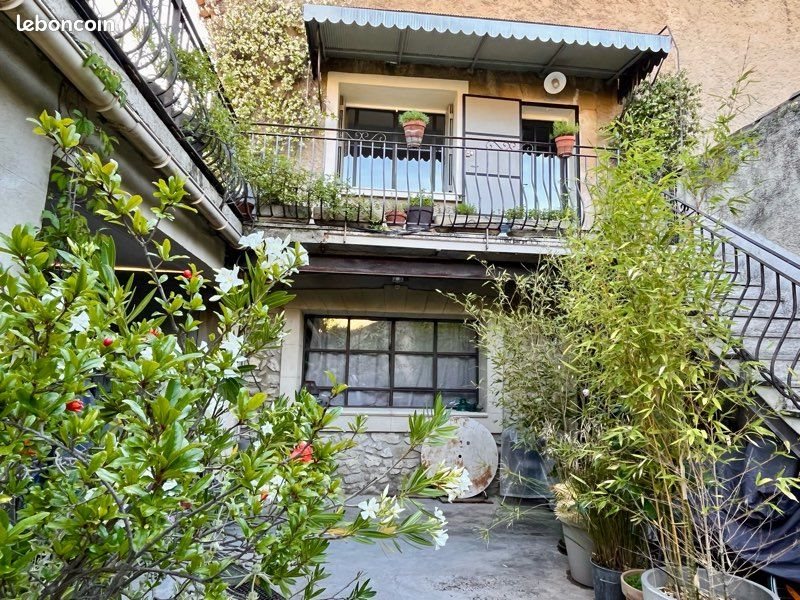 Maison à vendre, 175m², Robion