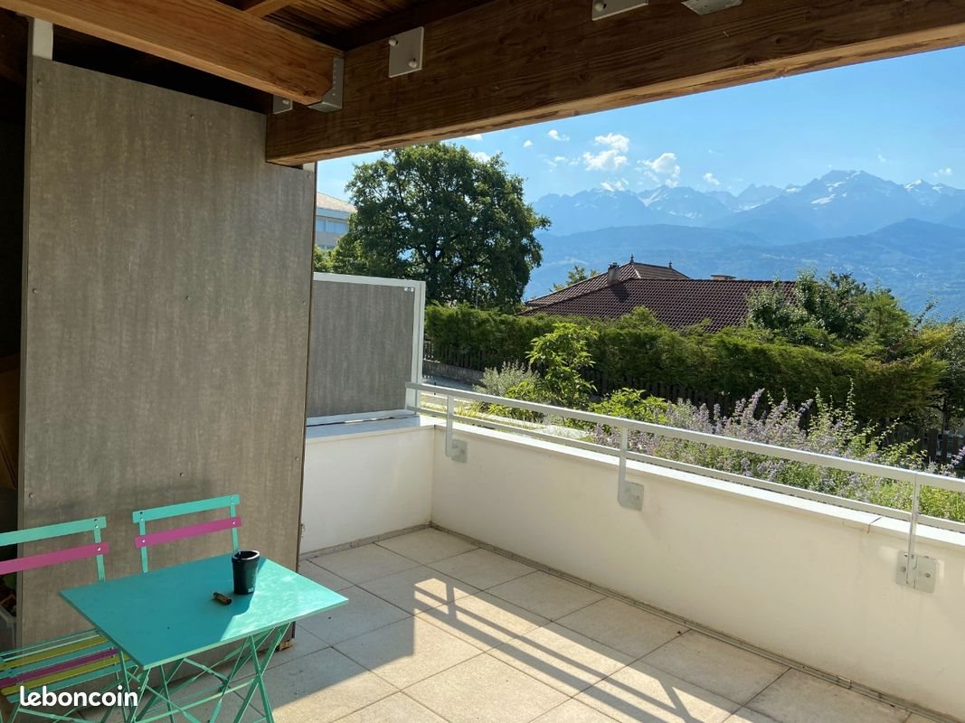 Appartement à louer, 70m², Saint-Ismier