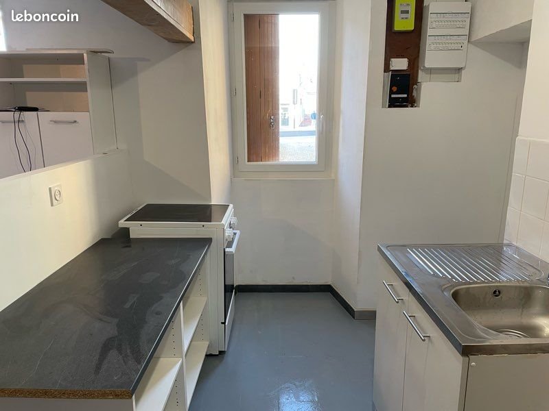 Maison à louer, 50m², Saint-Cosme-en-Vairais