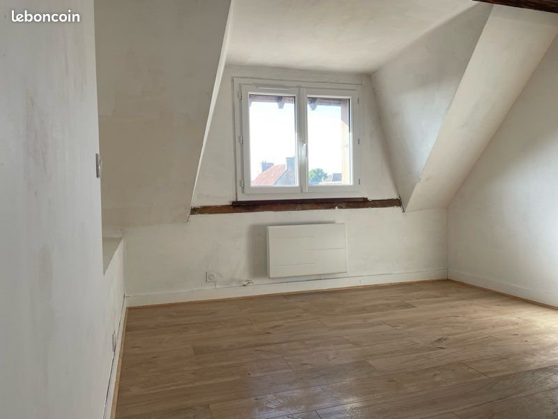 Maison à louer, 50m², Saint-Cosme-en-Vairais