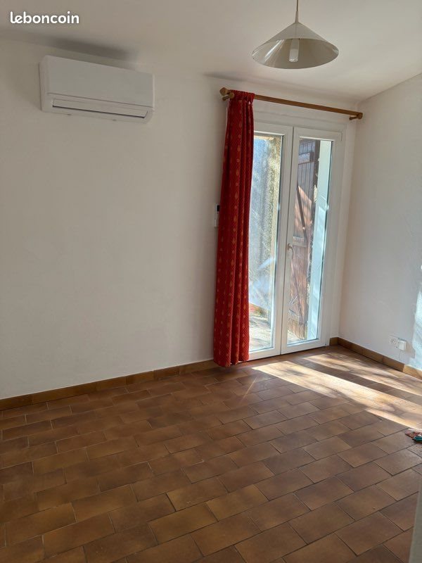 Appartement à louer, 18m², Nîmes