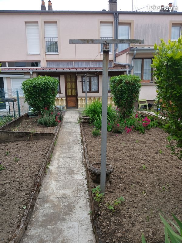 Maison à vendre, 75m², Ars-sur-Moselle