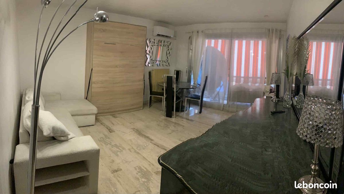Appartement à louer, 26m², Mandelieu-la-Napoule