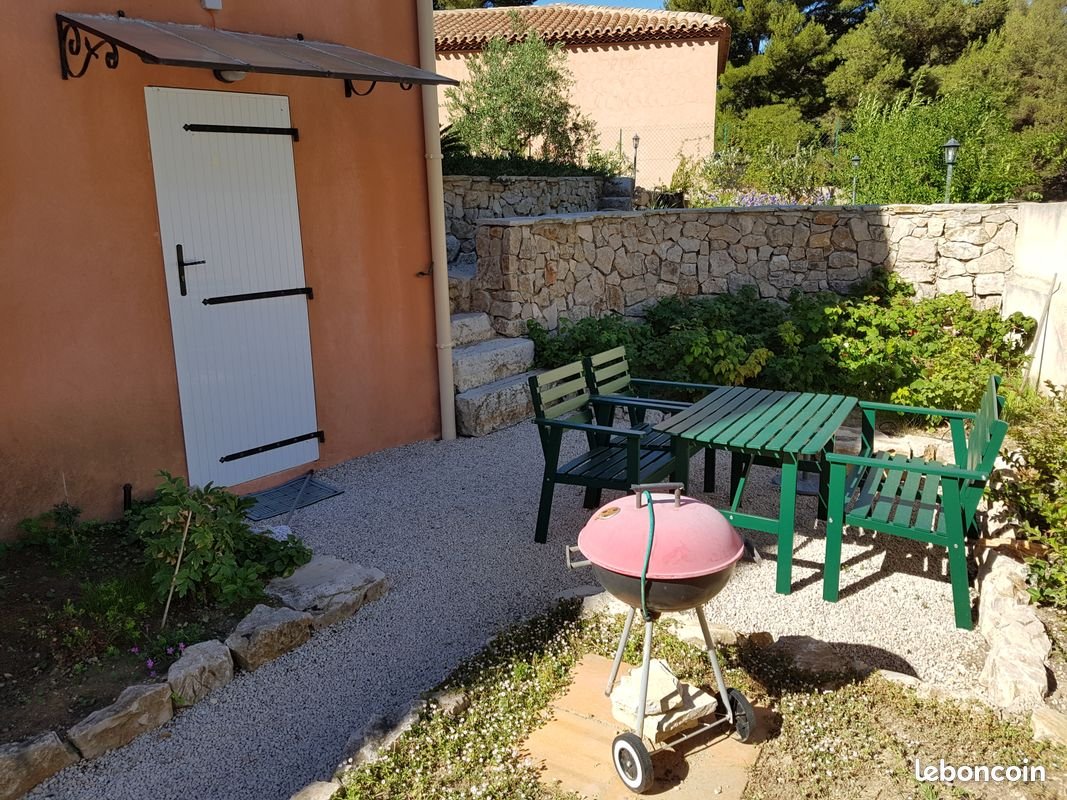 Appartement à louer, 28m², Marseille 9ème