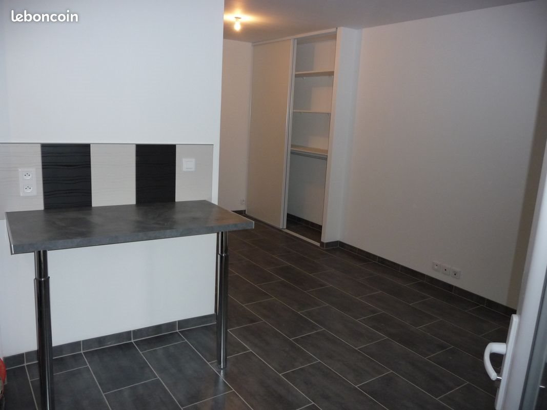 Appartement à louer, 26m², Saint-Flour