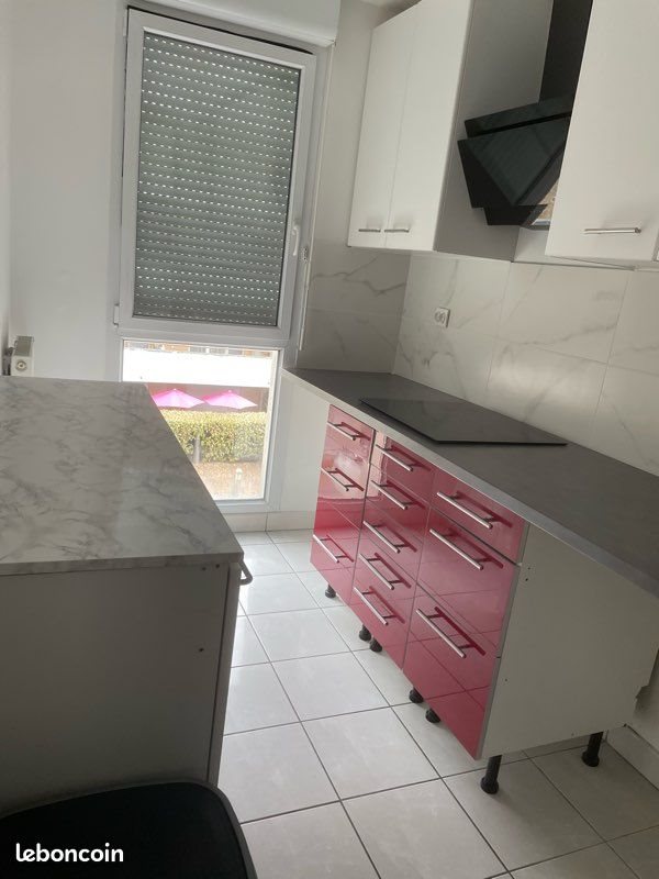 Appartement à louer, 45m², Rosny-sous-Bois