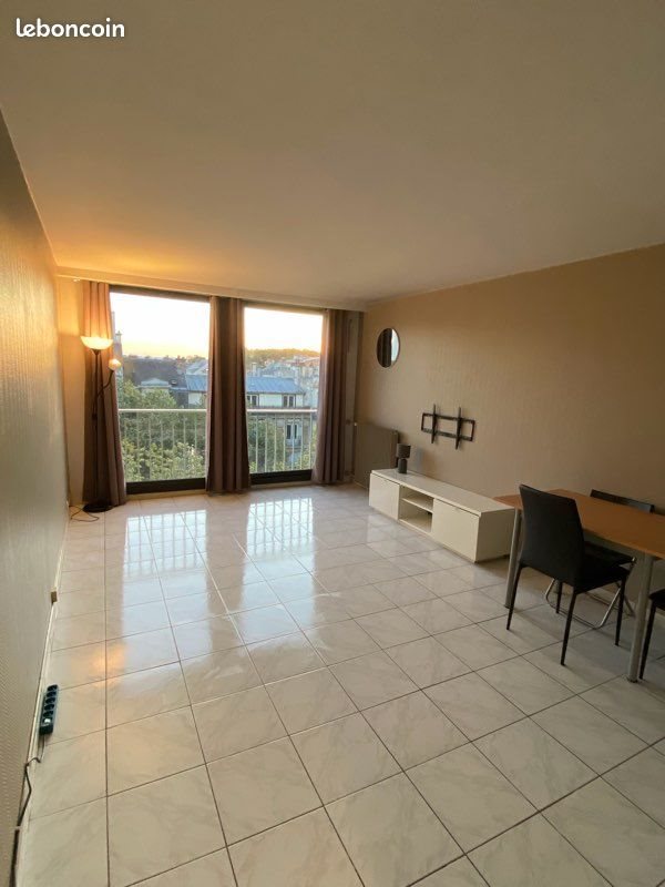 Appartement à louer, 27m², Reims