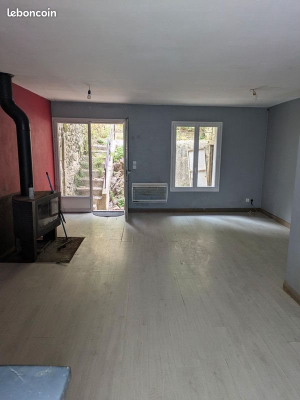 Maison à louer, 110m², Nontron